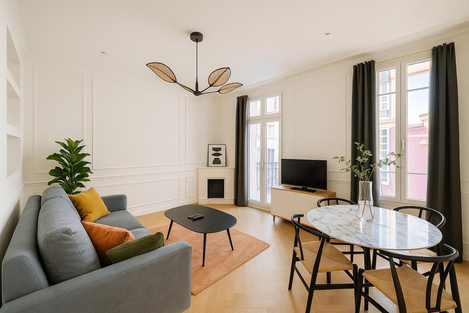Apartment Newly Renovated With Balcony, Ac, Fiber Internet
